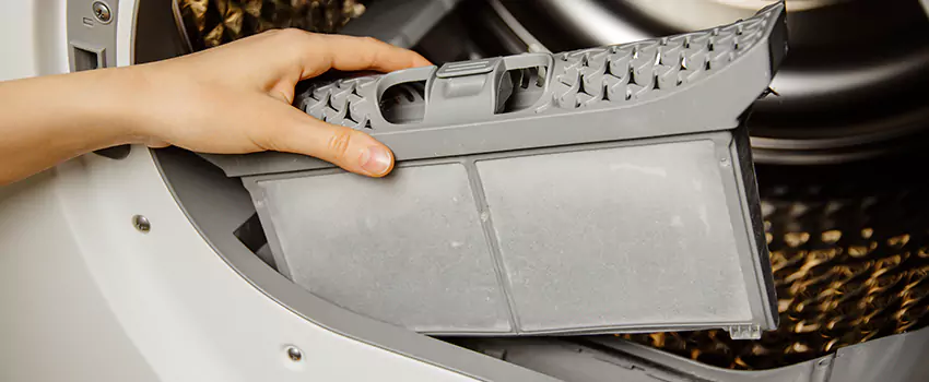 Signs Of A Clogged Dryer Lint Trap in South Bend, Indiana